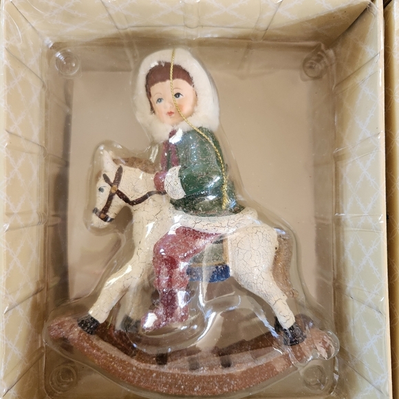 Vintage Style Christmas Children Tree Ornaments Costco New In Box Lot Of 6 - Picture 4 of 9